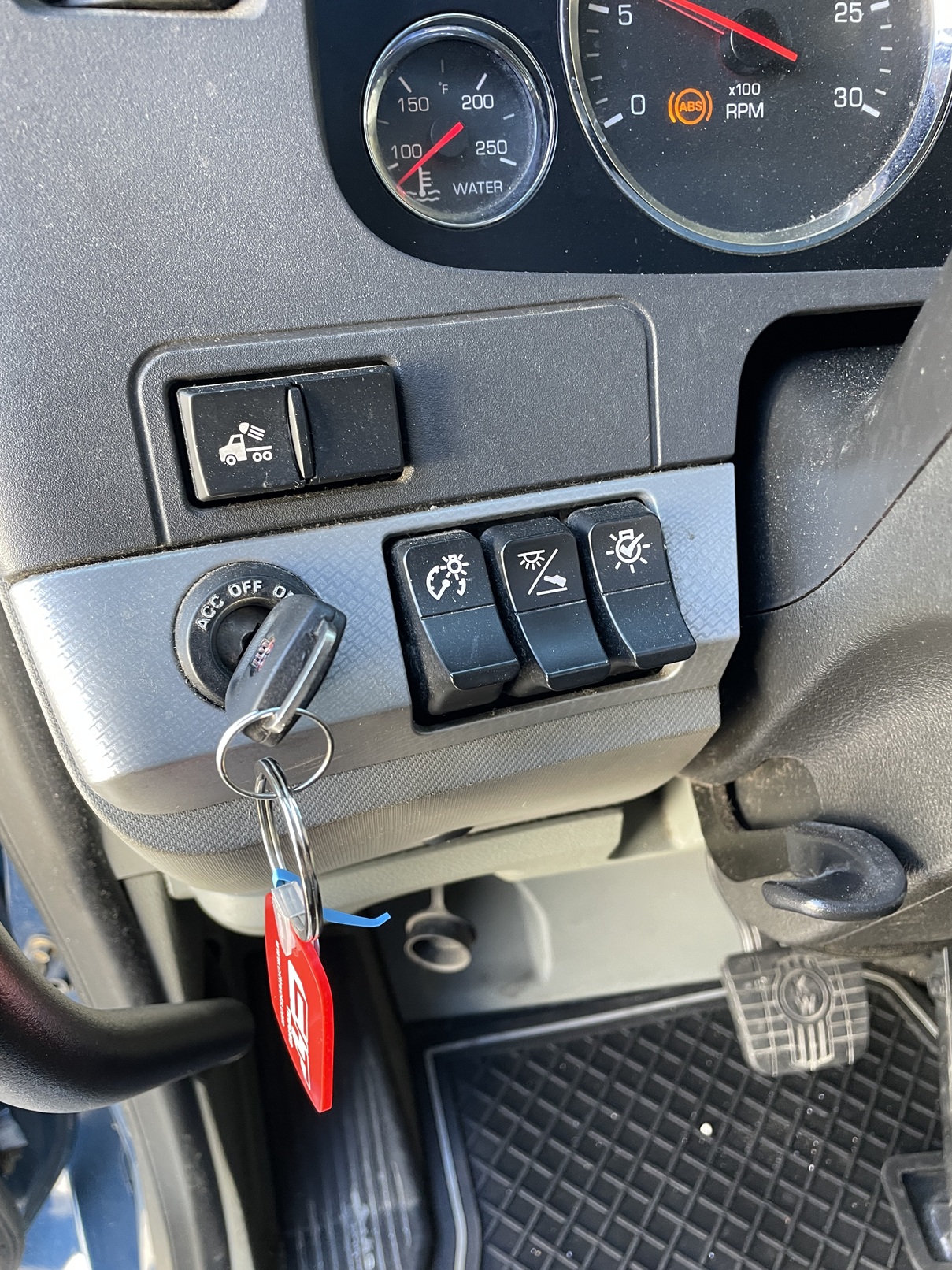 2020 KENWORTH T680 - Image 15